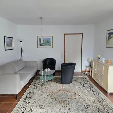 飞沃施托伊尔公寓 公寓 *